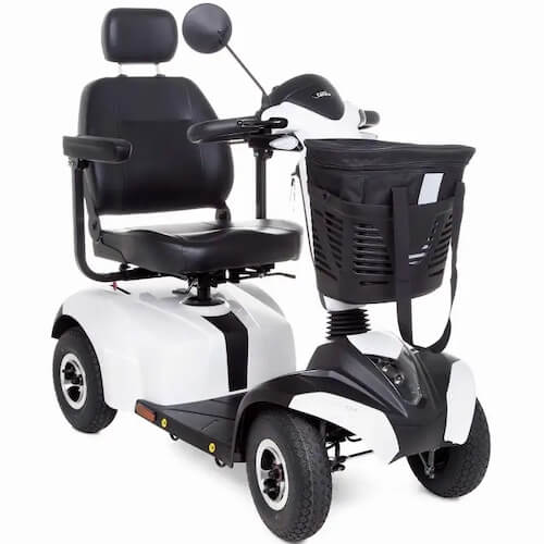 CareCo Basket Bag in Basket